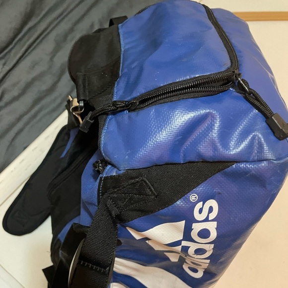 Adidas bag - Picture 4 of 7